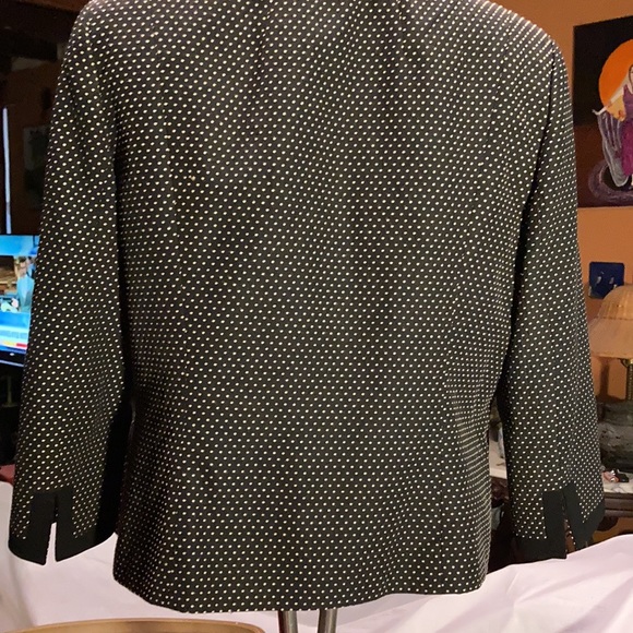 Kasper Jacket - Picture 7 of 10